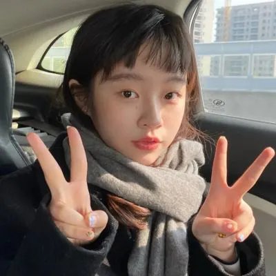 与鹦鹉同住